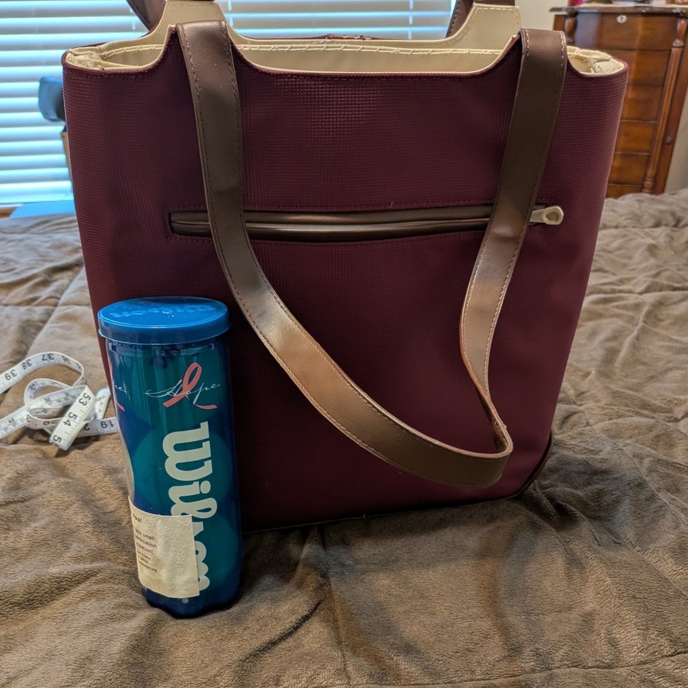 Wilson Hope Tennis Tote Bag Burgundy Maroon Cream Sports Shoulder Bag